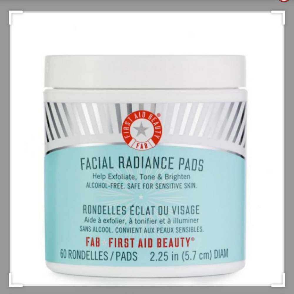 First Aid Beauty Facial Radiance pads